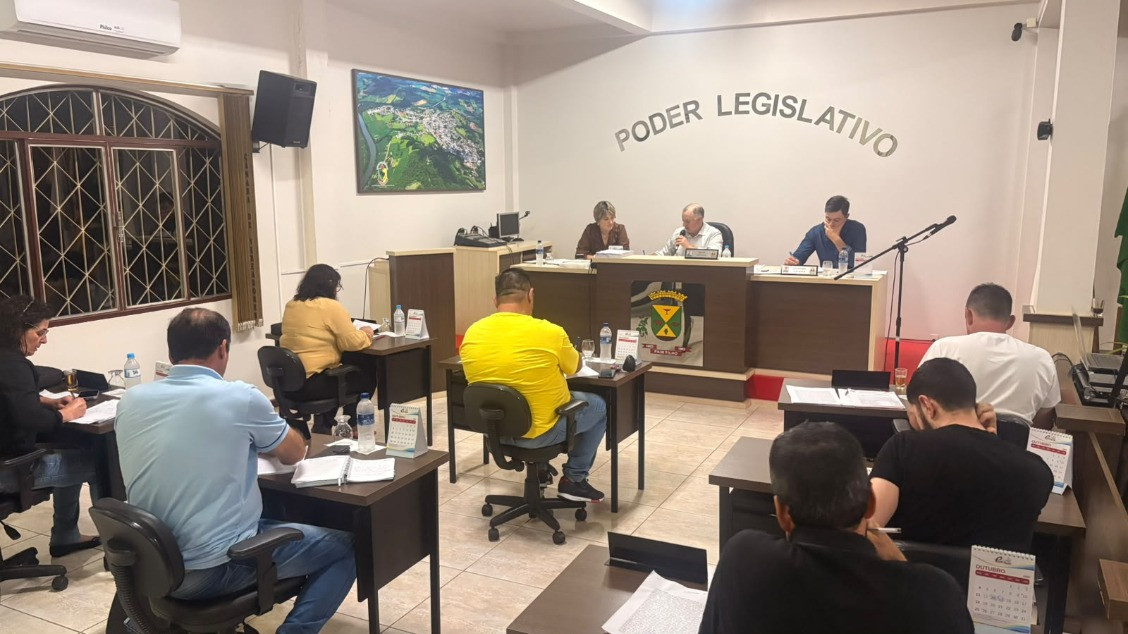 EXPEDIENTE DELIBERADO NA SESSÃO ORIDINÁRIA DE 14 DE OUTUBRO